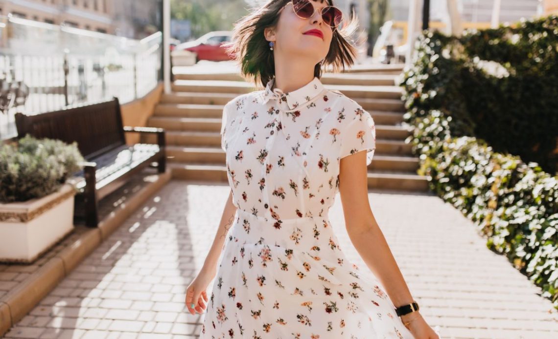 buty do sukienki midi